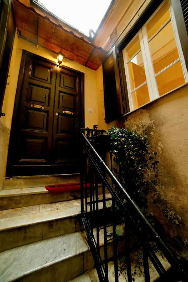 Paola's In The Heart Of Trastevere, Apartment Rom