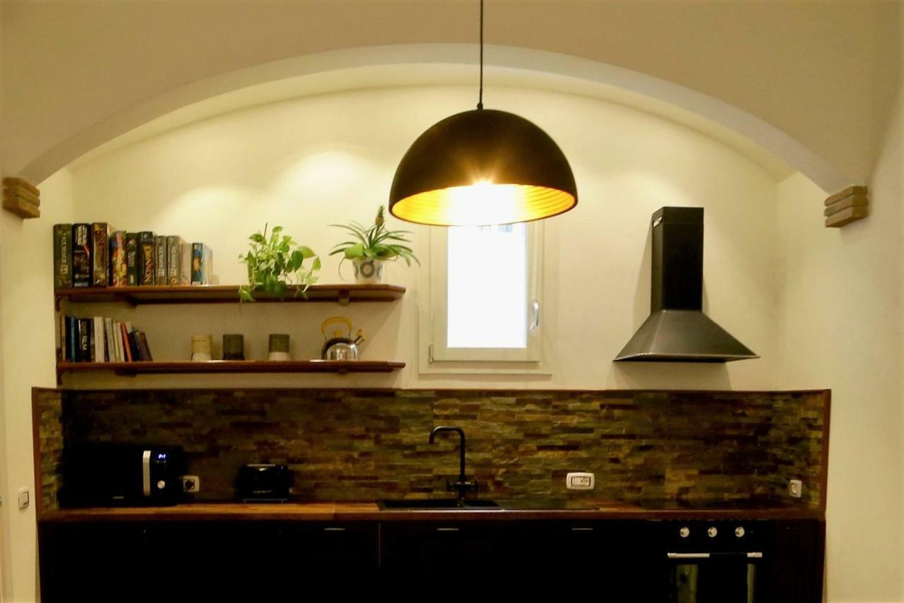 Apartment Paola's In The Heart Of Trastevere, Rom