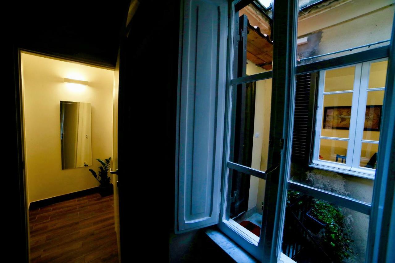 Apartment Paola's In The Heart Of Trastevere, Rom